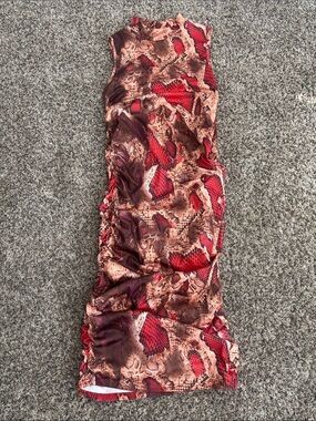 chic Red and Brown Snake-Print Midi Skirt